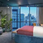 Cartel House Hotel On Loop